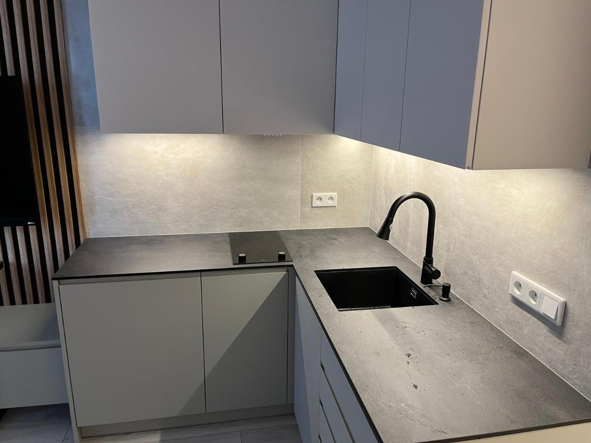 Warsaw Home Suites Экстерьер фото