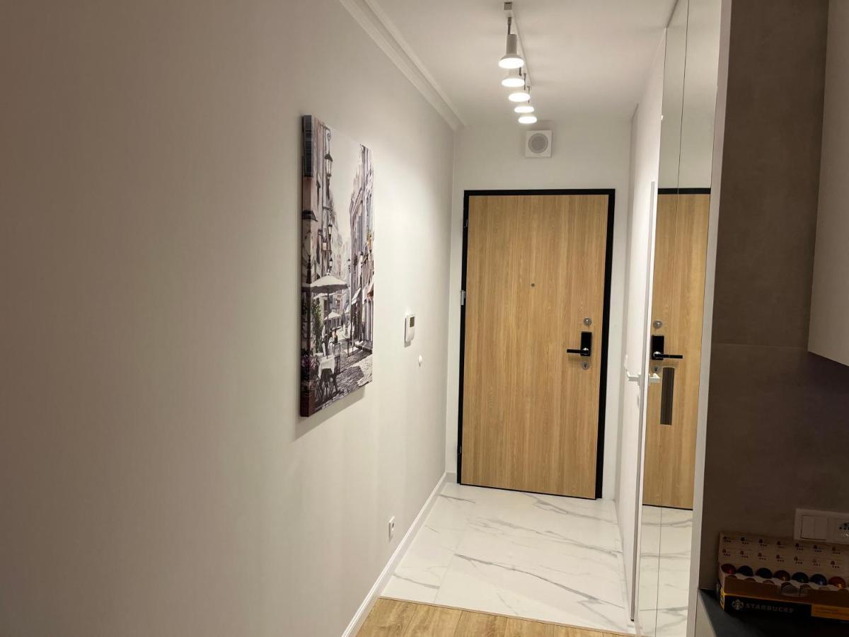 Warsaw Home Suites Экстерьер фото
