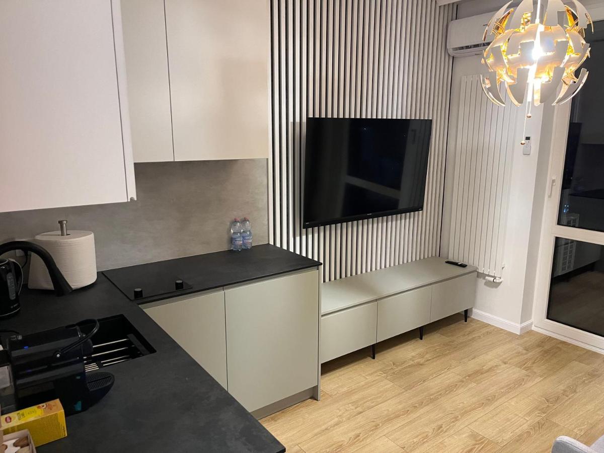 Warsaw Home Suites Экстерьер фото
