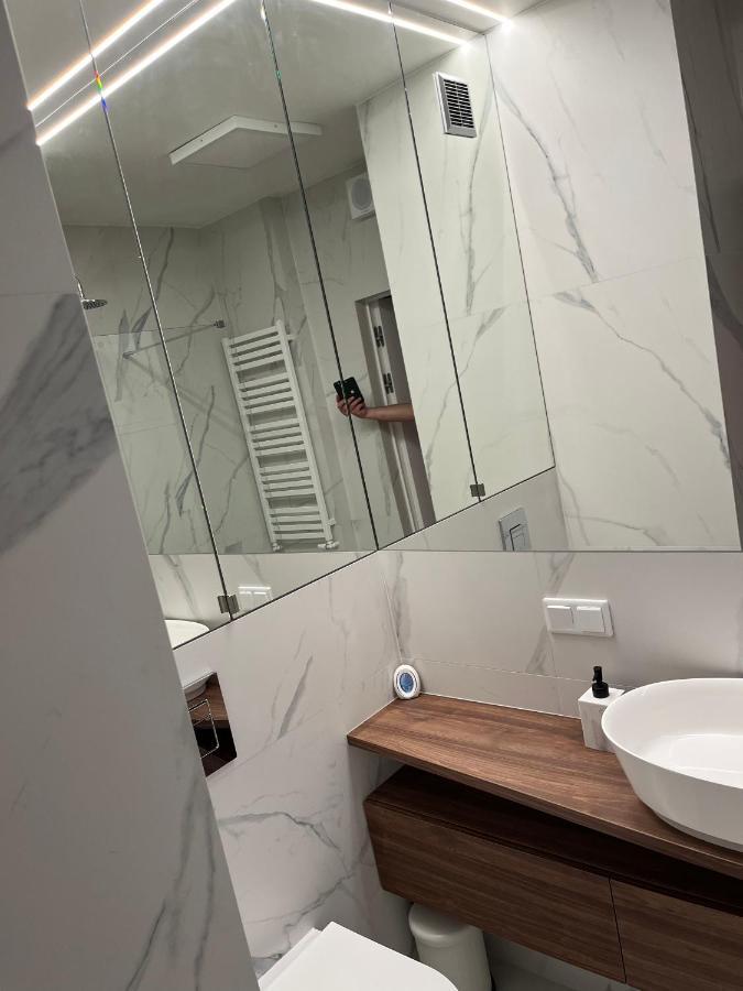 Warsaw Home Suites Экстерьер фото