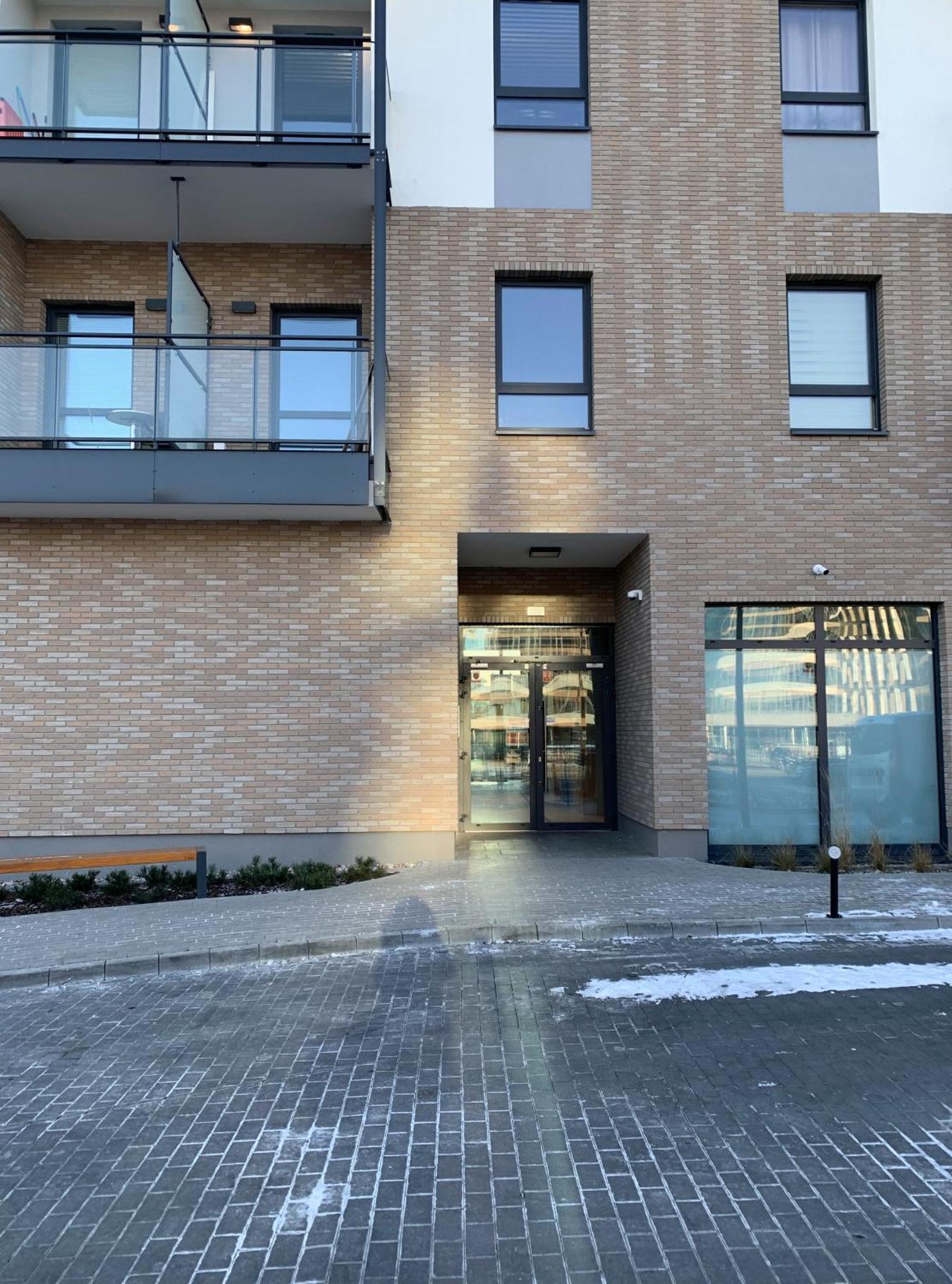 Warsaw Home Suites Экстерьер фото