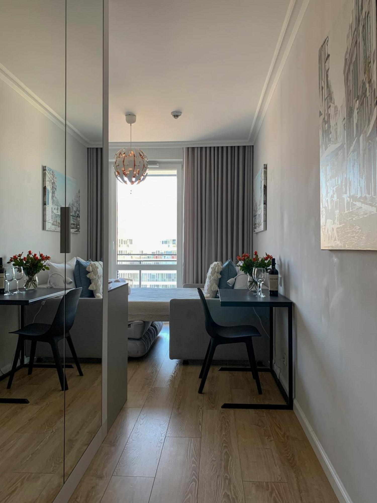 Warsaw Home Suites Экстерьер фото